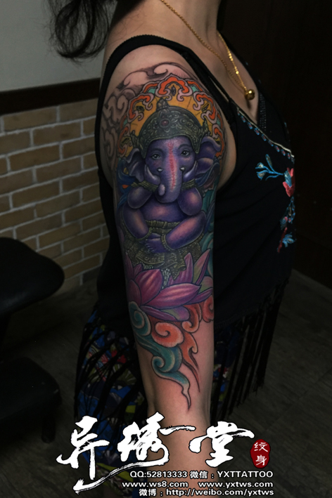 美女象神纹身